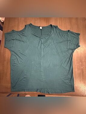 Ing Teal Cold-Shoulder Short Sleeve Top